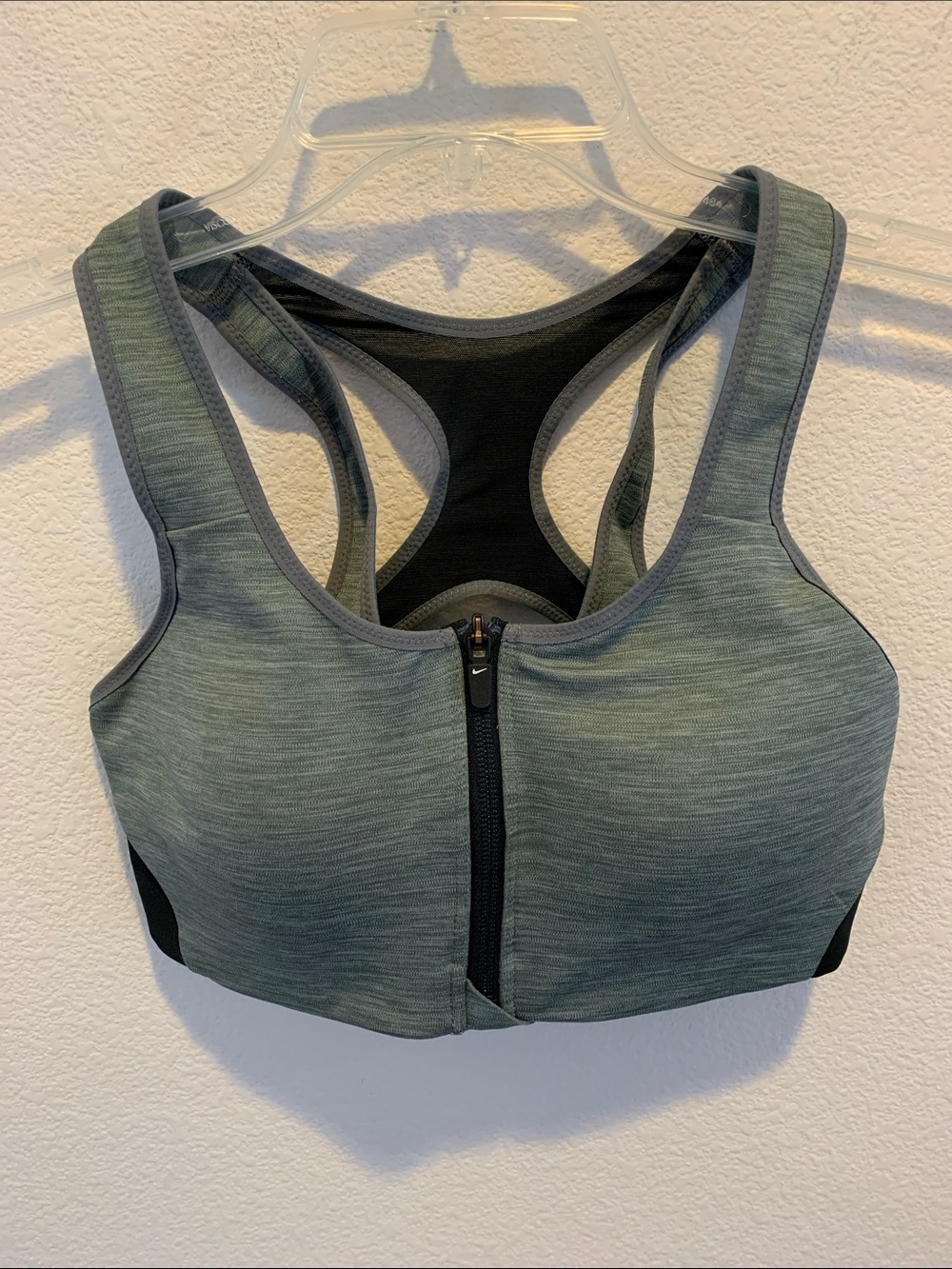 Nike Front-Zip Racerback Sports Bra in Heathered Gray High Impact Support​​